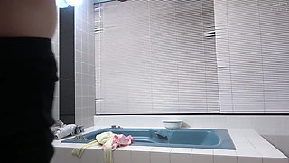 I'm Already an Old Woman - Working MILFs Can Be Seduced 2