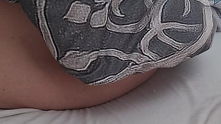 Woke up in My Married Lover’s Bed and Creampied Her Lazy Doggy Style