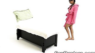 Watch wet Mia Khalifa's trailer