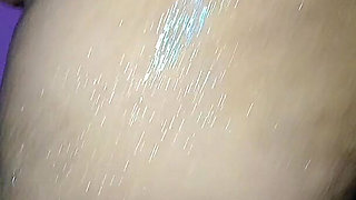 Desi Aunty Bathing Nude Video in Bathroom for Boyfriend