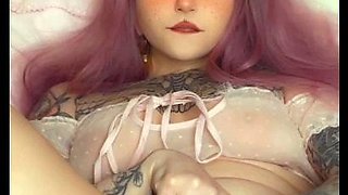Amateur brunette ariana marie solo toying