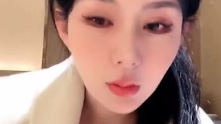 Tiny japanese babe outdoors showing boobs off