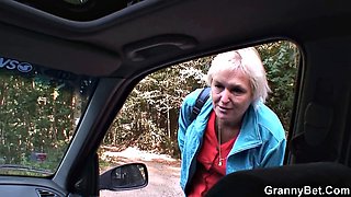 Granny Gets Picked Up and Hardcore Pounded Outdoors