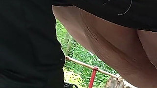 Flattulensen Pissing and Farting Outdoors