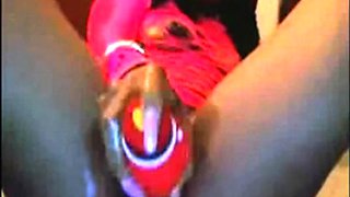 Ebony Squirts with Dildo on Webcam