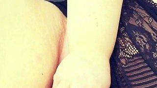 Amateur bbw shaved pussy solo masturbation with dildo