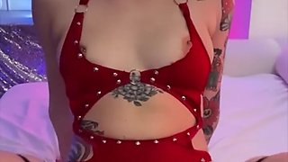 Tiny titted redhead showed off her abilities in bed POV