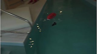 Martin Gun And Bikini Babe - Risky Sex At The Public Indoor Swimming Pool