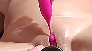 Hot Wife Wanted Her Fat Pussy Stretched