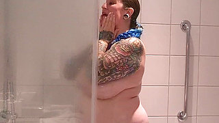 Soapy Shower Bts Elizabethhunny & Chriscoxxx