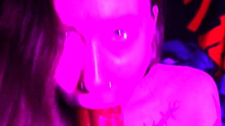 Webcam fun mature brunette with toys cum on cam