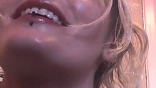 Sexy Realtor Desperate to Make the Sale