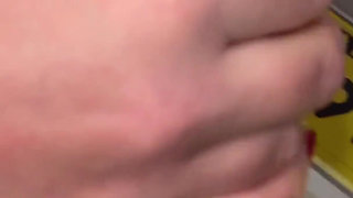 Extreme risky handjob in supermarket an wiped cum on product :p !