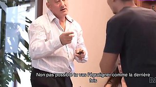 Stepdad finds joy in eating with vagina licking