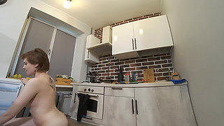 Amanda is in a fun mood as she gets naked in the kitchen for us in vr