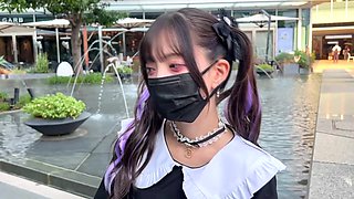 【顔面強すぎ病みかわ系女子】V●uberへの投げ銭が生き甲斐！金持ちおじに寄生して生計を立てるP活家出ガール登場！ミニマムボディに微乳で美乳♪ツインテール鷲掴んでバックとか超萌えるw