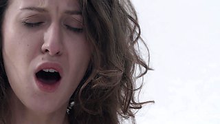 Leanne Lace Starts Day with Intense Sapphic Heat