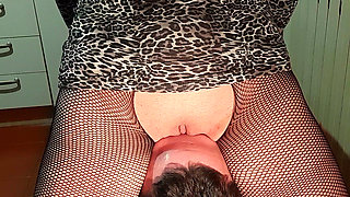 Extreme Facesitting! Your Destiny Is to Ch**e Under My Pussy!