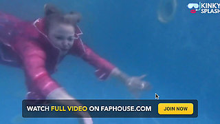 Swim & Play in Pvc Mac, Latex and Heels