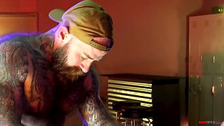 Tattooed stud with lots of tattoos gets a blowjob