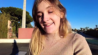 Ebony amateur babe Melanies public flashing