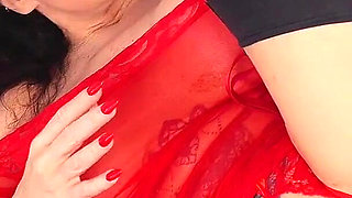 Nicole Dupapillon - Sexy MILF's Home Alone Dildo Fun