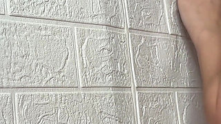 Gloryhole: It Melts as if It Was Waiting for Her