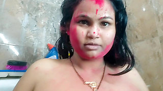 Holi Mein Rang Lagate Lagate Stepdad Ne Stepdaughter Ki Chut Mein Daal Diya Bathroom Sex Scandal