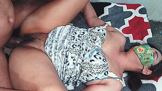 Pehly Indian Desi Bhabhi ka pani nekala phr apna pani Chut k uper nikala Hot Aunty Xxxxx Sex