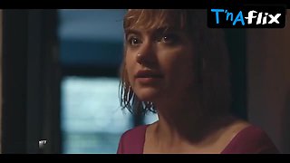 Pop Lara Caboose, Funbags Sequence in Slobbering Ldam