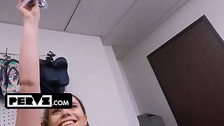 Big-mouthed Sia Wood Gets What She Deserves: a Deep Cavity Search and a Rough Fuck From Security