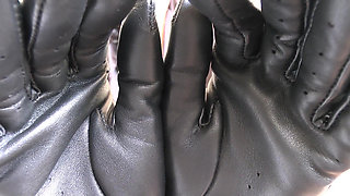 Black Leather Gloves-the Scent of Leather Turns You on so Much, Lady Victoria Valente
