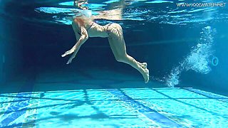 Voluptuous Mary Kalisy and Kalisy at swimming milf video