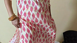 Desi Cute Girlfriend Fucked by My Boyfriend While Changing Dress in the Room