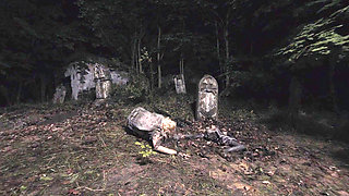 X Virtual 11 Walking Zombies in 180°