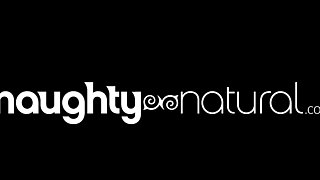 NAUGHTYNATURAL Hairy Amateur Booty Bounce XXX Duo