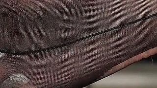 Seamed Nylon Feet & Extreme Heels