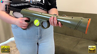 Exposed Testicles Directly for Destruction! Balls Speedbag - Dave Moon - Mia - Bbusting (ballbusting)