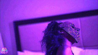 Ebony beauty delivers sensual raunchy hotel passion with intense curves