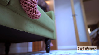 VR Goggles Bring Your Giantess Cheating Girlfriend Fantasy to Life