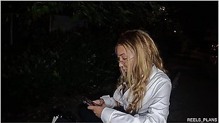 Luna Black X In Dominican Teen With Round Ass Cheats On Her Boyfriend And Gets Fucked By A Stranger She Met Outside