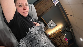 Sharing Bed with PAWG Stepsister