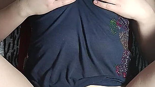 Korean Woman Asks to Have Her Pussy Fucked and Filled with Cum