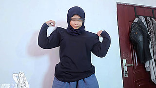 Asian Village Girl Wore Hijab but Enjoy Every Touch - Sensual Massage - Minokiiko