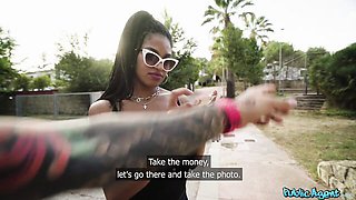 Public Agent - outside movie