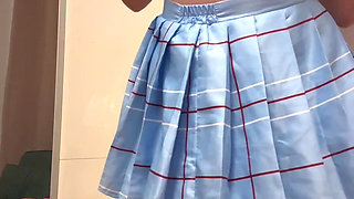 Hot Turkish Girl Melek Is Screaming as She Orgasms!