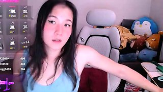 Asian japanese amateur has deep throat