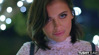 Bitch rims and squirts during hardcore anal session - Adriana Chechik