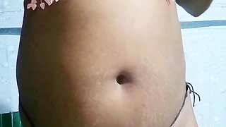 Mamoni bhabi so sexy masterbate in mini vibretor mechine in village home so sexy and so hot you most watche and feel it