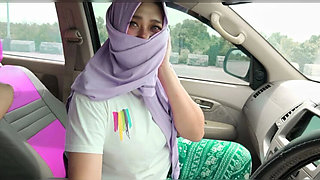 Indonesian Hijab Girl Blowjob Challenge in Car - Trying Not to Cum in Mouth